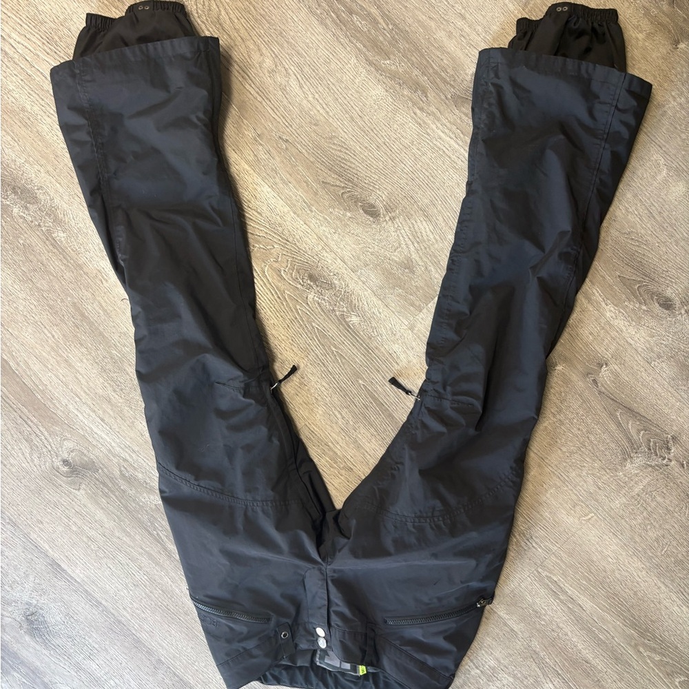 Burton Women's Dark Cargo Pants